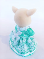 sylvanian families mothers dress, green and white.Back view.